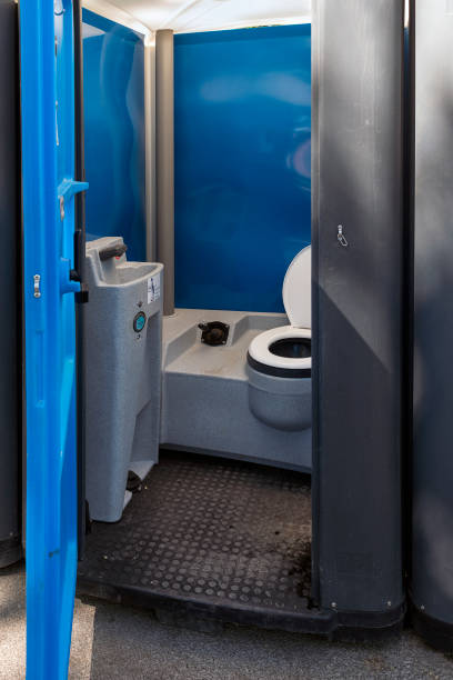 Best Portable restroom trailer rental  in Interlachen, FL