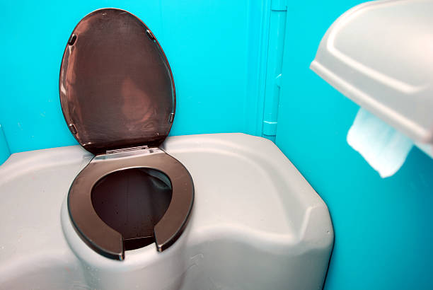 Best Portable restroom trailer rental  in Interlachen, FL